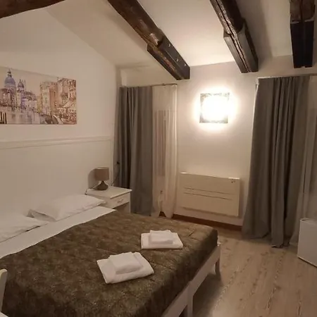 Maison d'hôtes Palazzetto Canossa *