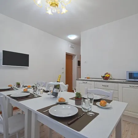 Palazzetto Canossa Guest house Venice