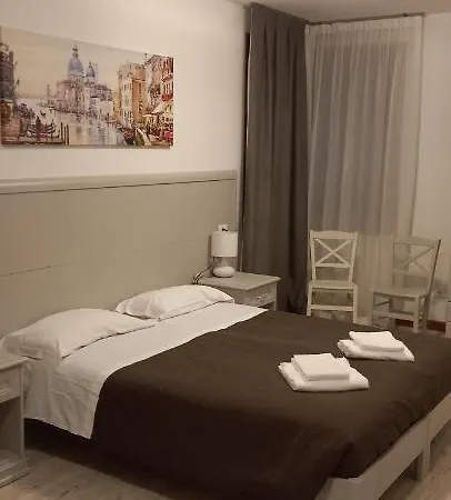 Palazzetto Canossa