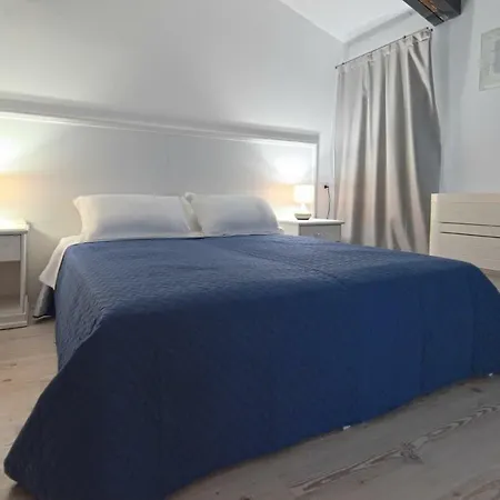 Palazzetto Canossa 3* Венеция