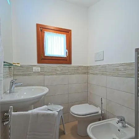 Palazzetto Canossa Гостевой дом 3*