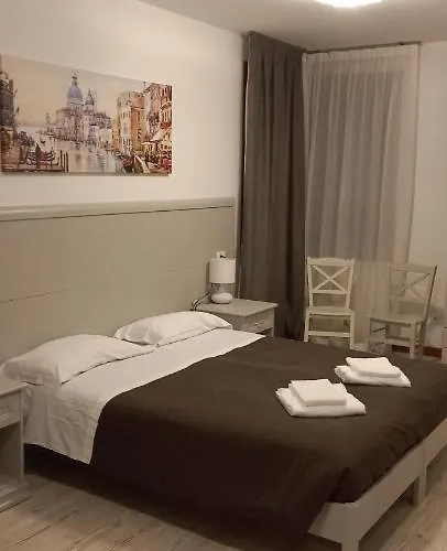 Palazzetto Canossa