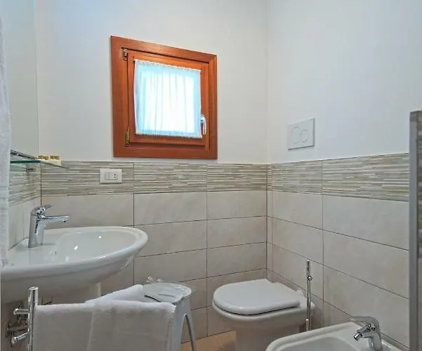 Palazzetto Canossa Guest house 3*