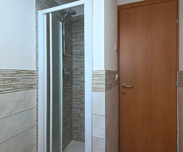 Pensión Palazzetto Canossa 3*