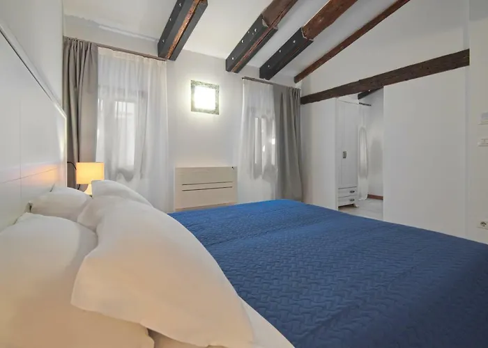 Pensión Palazzetto Canossa Venecia