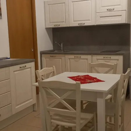 Palazzetto Canossa בית הארחה