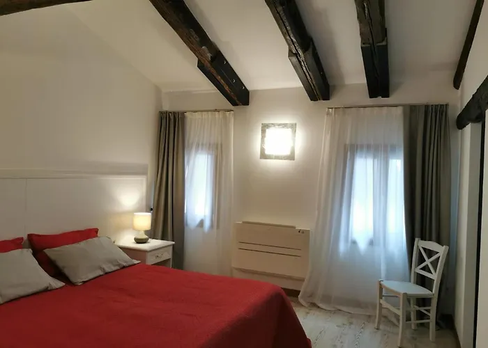 Palazzetto Canossa ונציה