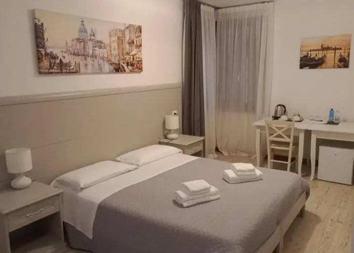 Palazzetto Canossa 3* ונציה